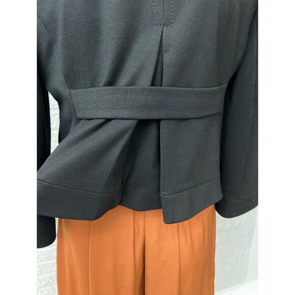 Ann Taylor Women Black Peter Pan Collar Cropped Three Button Jacket Size 6 - Picture 5 of 8